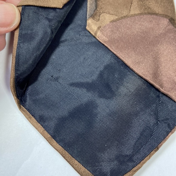 Vintage Fendi Silk Abstract Tie - Picture 5 of 9